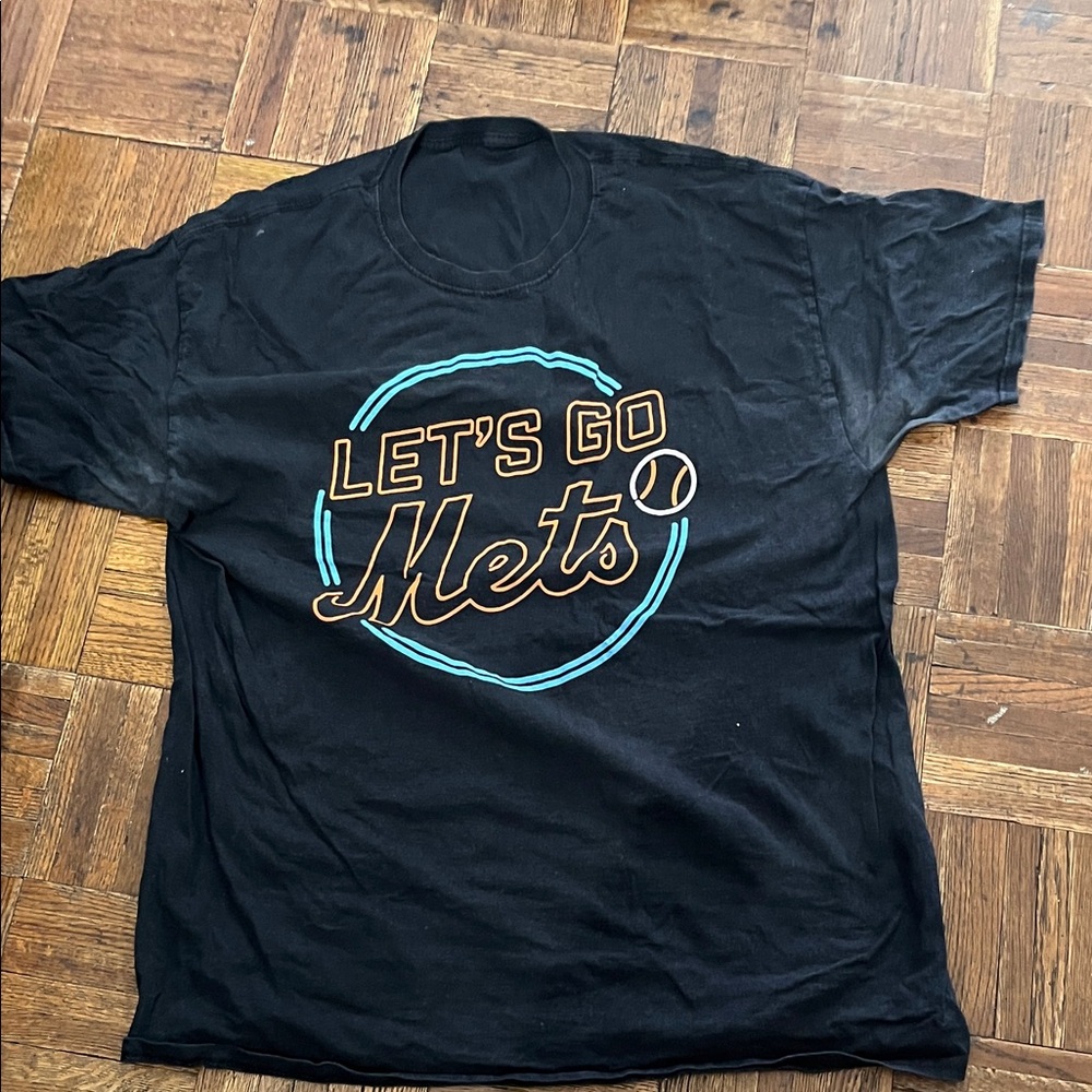 METS MENS XL Black Graphic T-Shirt